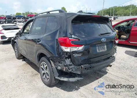 2019 Subaru Forester Premium z USA, uszkodzony, nr VIN JF2SKAGC5KH553662
